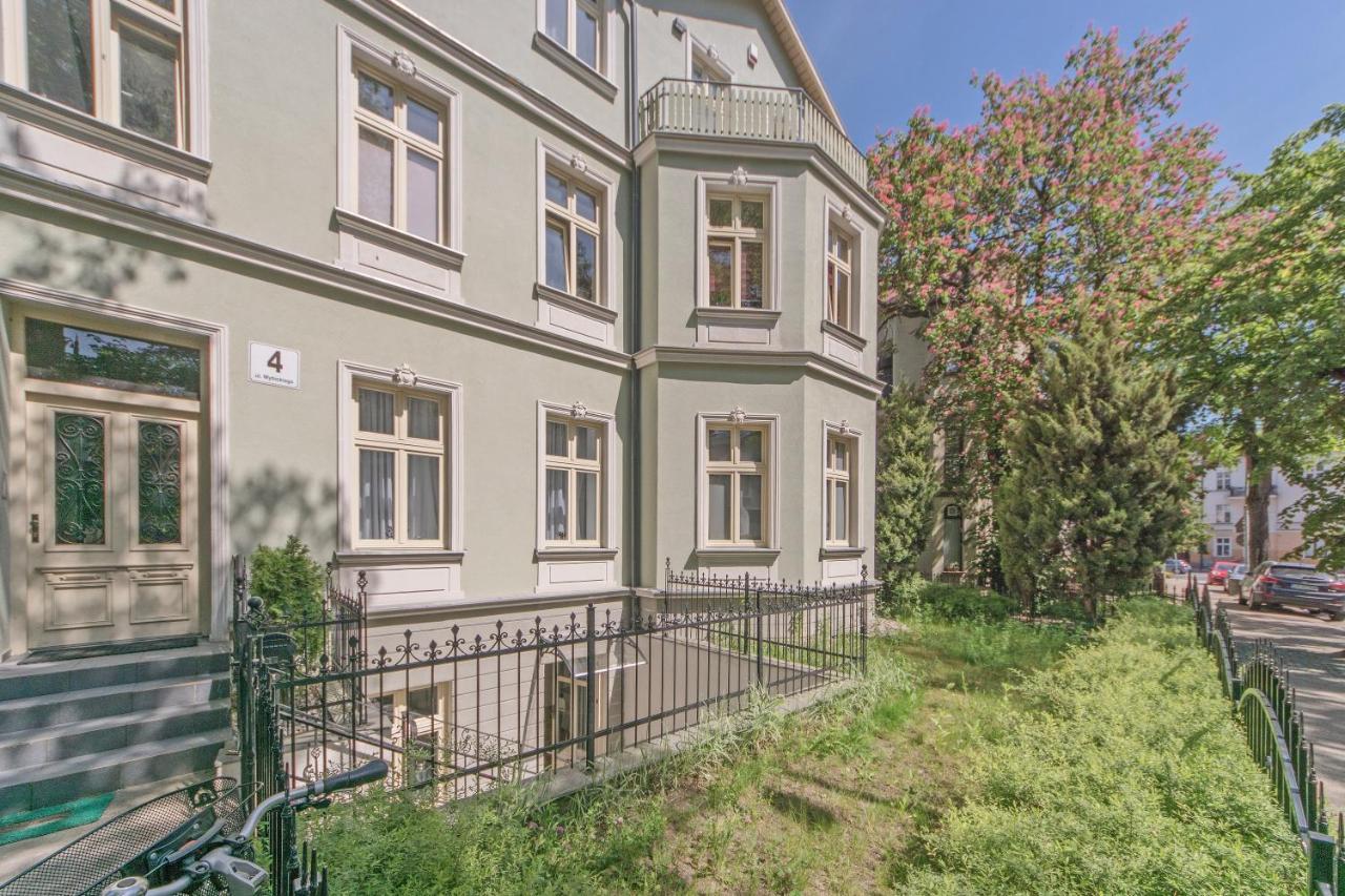 Studio Four - Prywatne Wejscie I Taras W Centrum Sopotu ภายนอก รูปภาพ