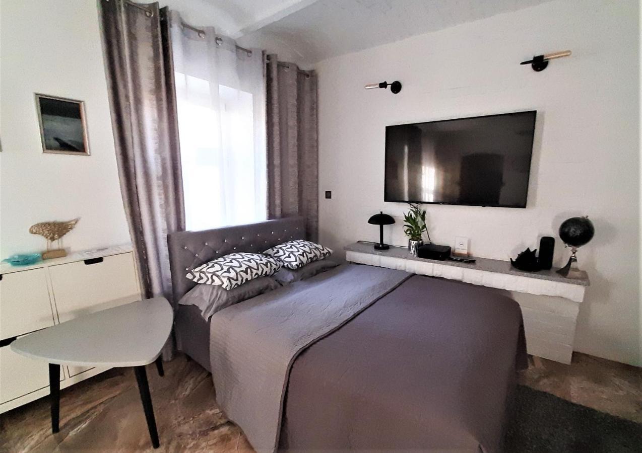 Studio Four - Prywatne Wejscie I Taras W Centrum Sopotu ภายนอก รูปภาพ